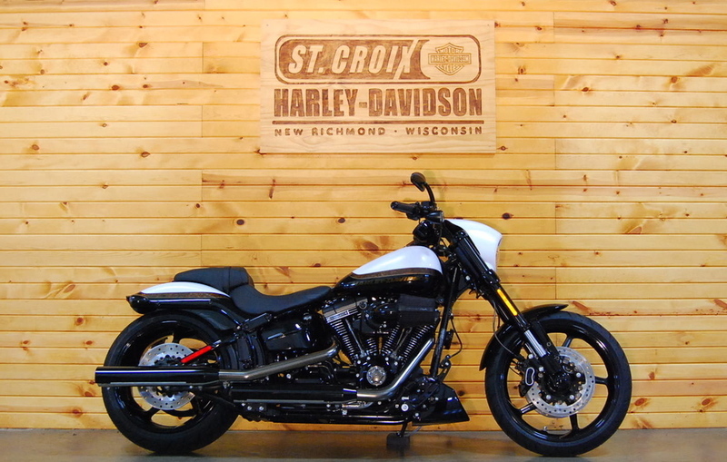 2016 Harley-Davidson FXSE - CVO Pro Street Breakout