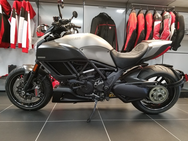 2015 Ducati Diavel Titanium