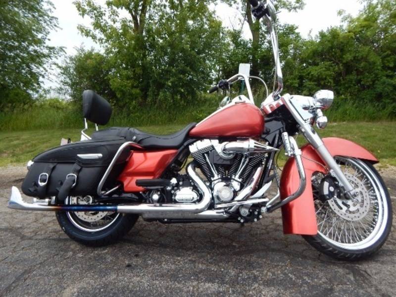 2010 Harley-Davidson FLHRC - Road King Classic