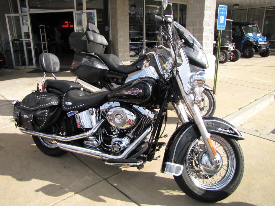 2008 Harley-Davidson FLSTC Heritage Softail Classic