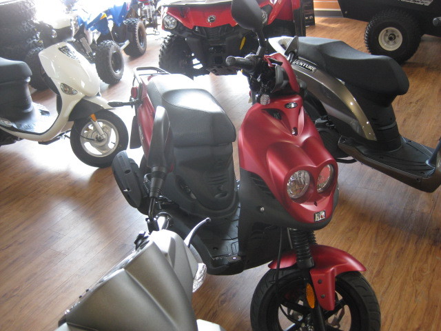 2016 Genuine Scooter Roughhouse 50 Sport