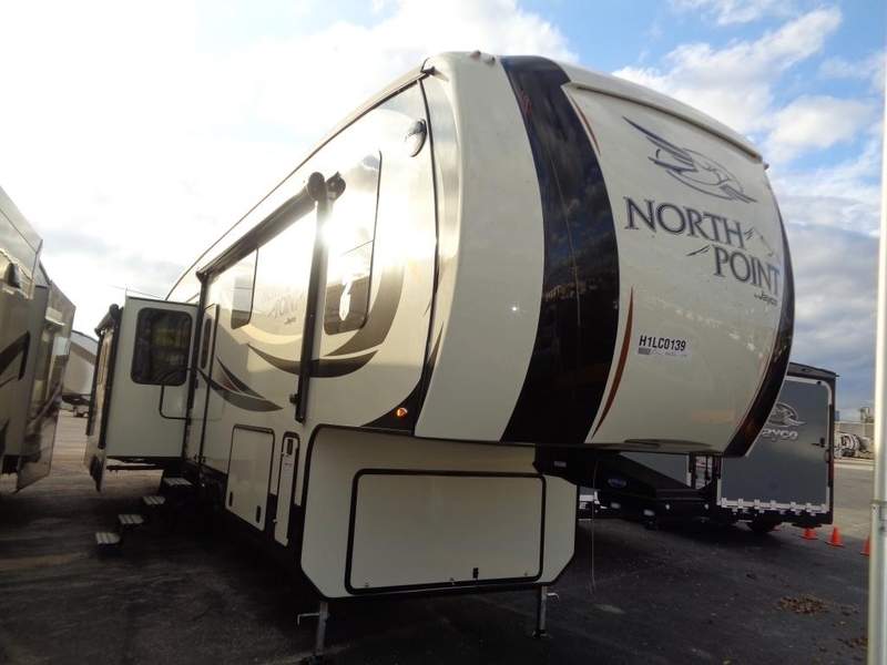 2017 Jayco North Point 315RLTS