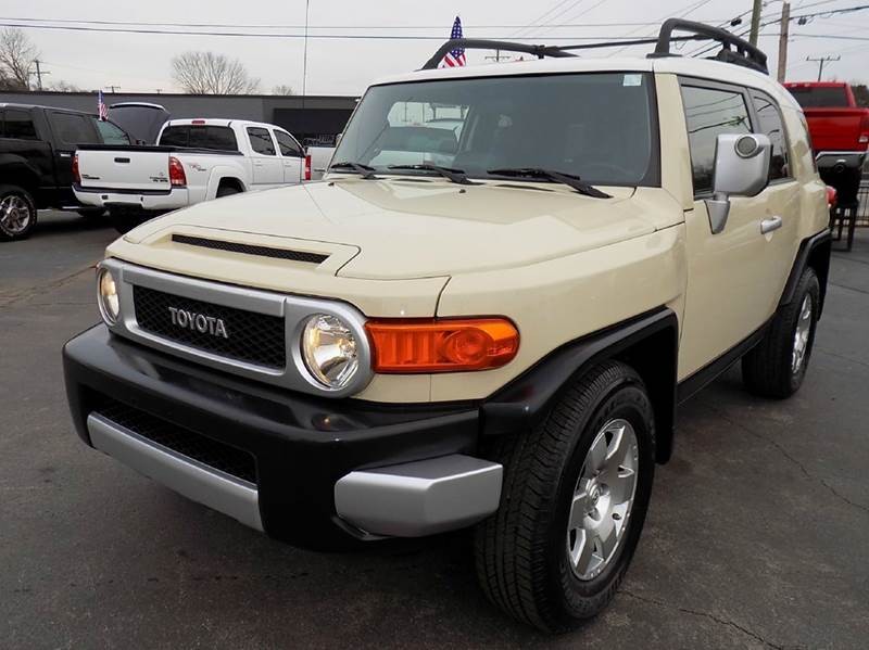 2008 Toyota FJ Cruiser Base 4x2 4dr SUV