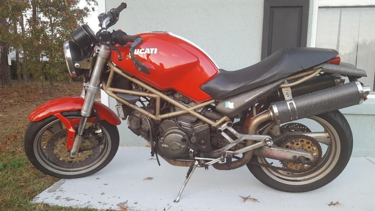 1998 Ducati MONSTER 750