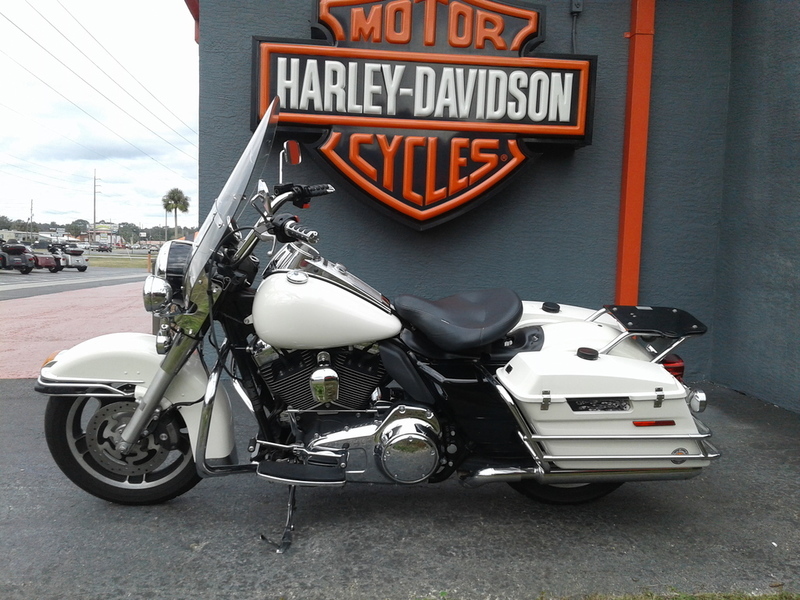 2010 Harley-Davidson Flhp