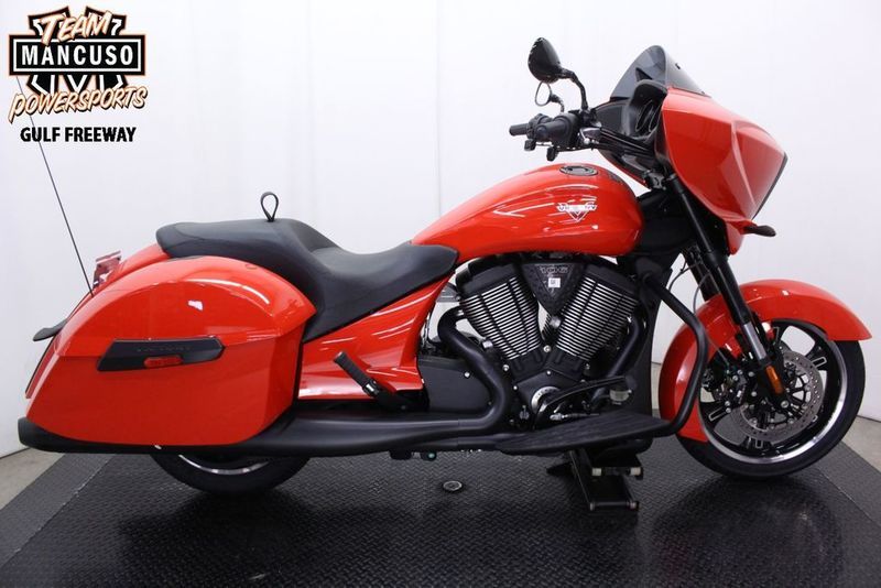 2016 Victory Cross Country Havasu Red with Clear Pear