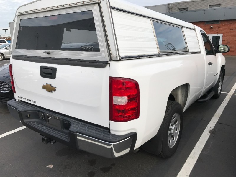 2008 Chevrolet Silverado 1500 2WD Reg Cab 133.0 Work Truck