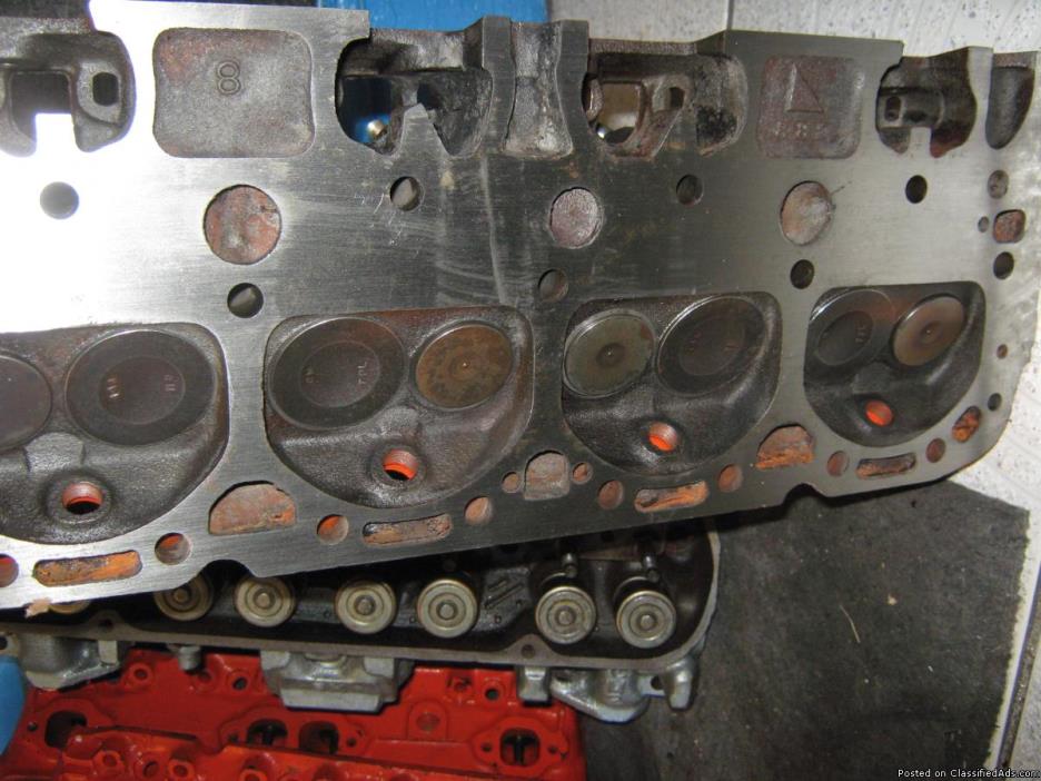 Small Block Chevrolet Cylinder Heads  350-400, 2