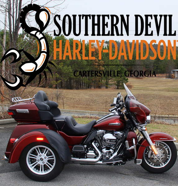 2016 Harley-Davidson FLHTCUTG - Tri Glide Ultra