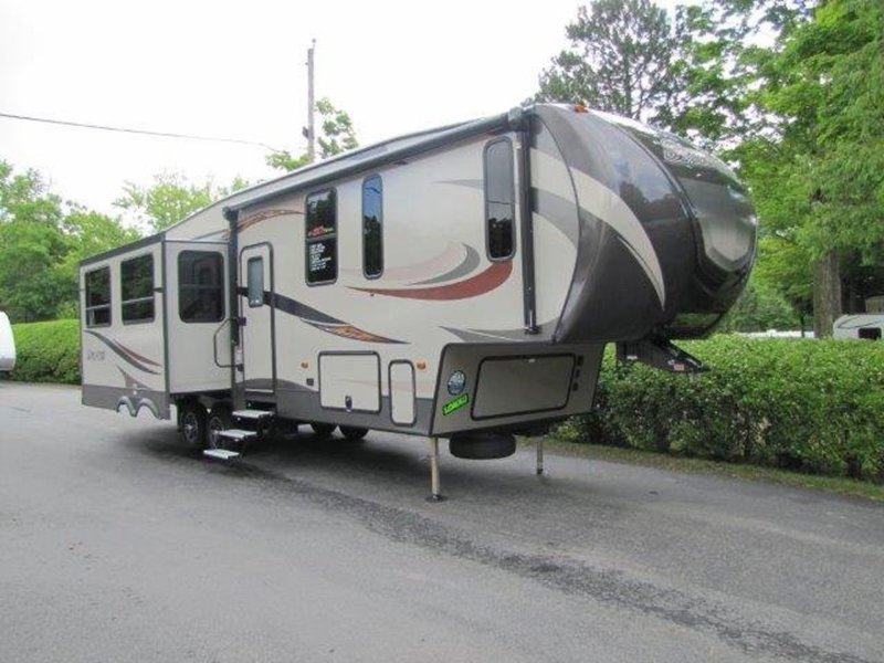 2017 Keystone Rv Sprinter Wide Body 298FWRLS