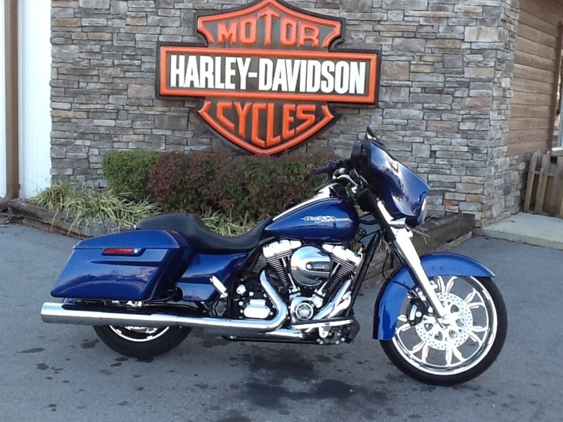 2015 Harley-Davidson FLHX - Street Glide