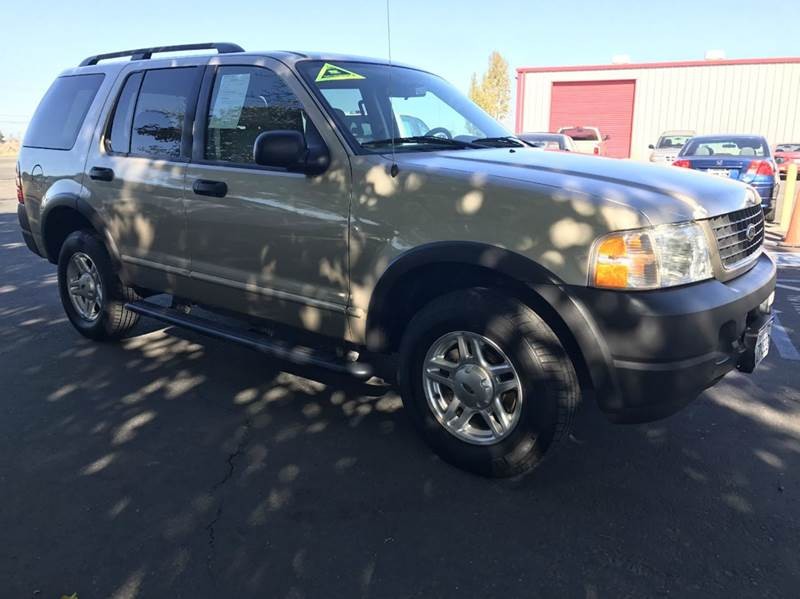 2003 Ford Explorer XLS 4dr SUV