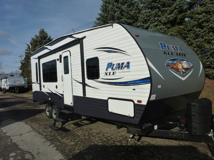 2017 Palomino Puma XLE 27SBC