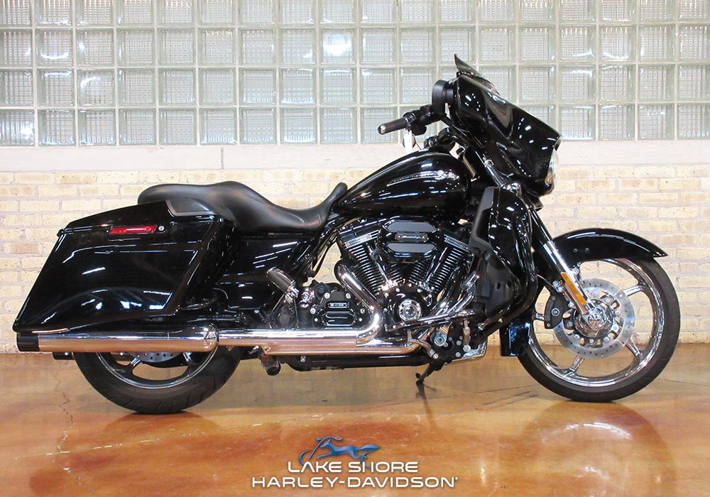 2015 Harley-Davidson CVO Street Glide FLHXSE