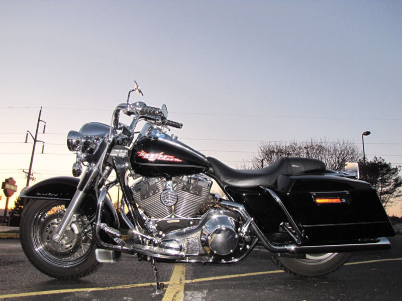 2004 Harley-Davidson ROAD KING FLHRI