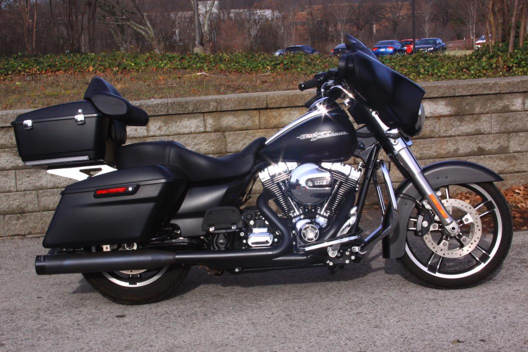 2014 Harley-Davidson Street Glide FLHX
