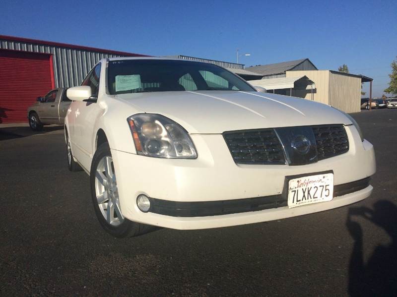 2005 Nissan Maxima 3.5 SL 4dr Sedan