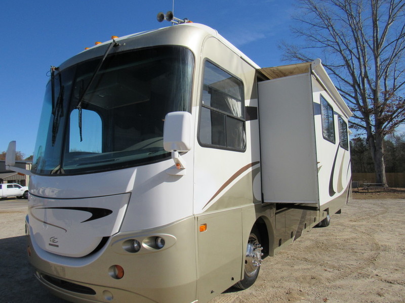 2005 Coachmen Cross Country 370D