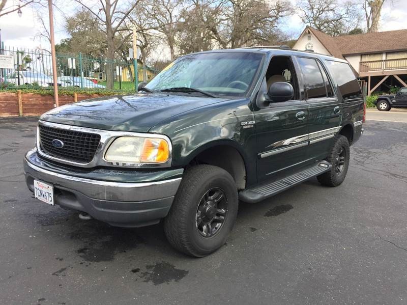 2001 Ford Expedition XLT 4WD 4dr SUV