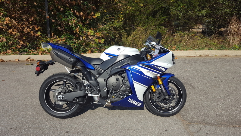 2014 Yamaha YZF-R1 Team Yamaha Blue/White