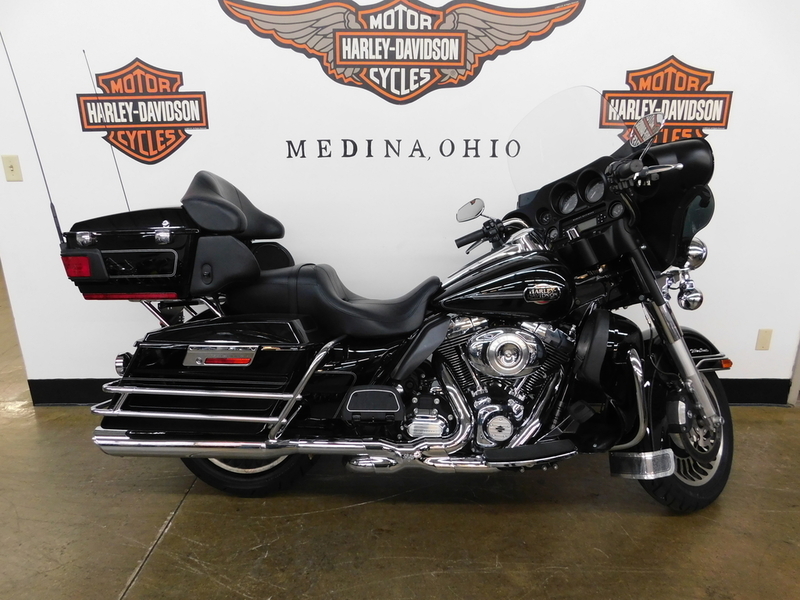 2013 Harley-Davidson FLHTCU - Electra Glide Ultra Classic