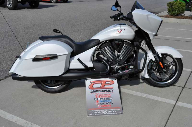 2016 Victory Cross Country Suede Pearl White
