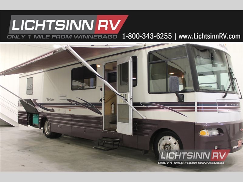 1999 Winnebago Chieftain 36L