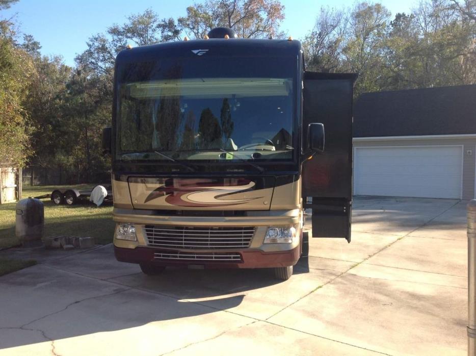 2013 Fleetwood BOUNDER 35K