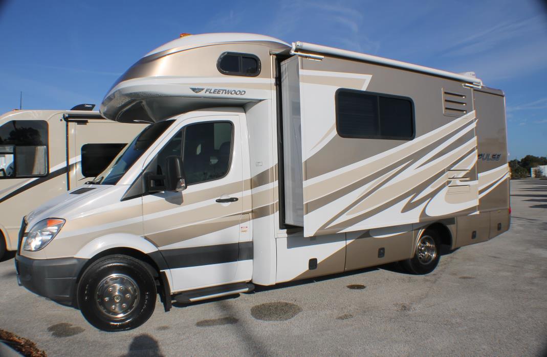 2009 Fleetwood PULSE 24D