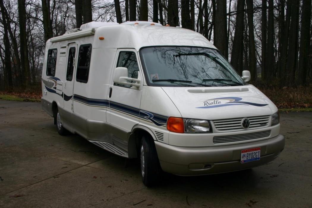 2000 Winnebago RIALTA 22HD