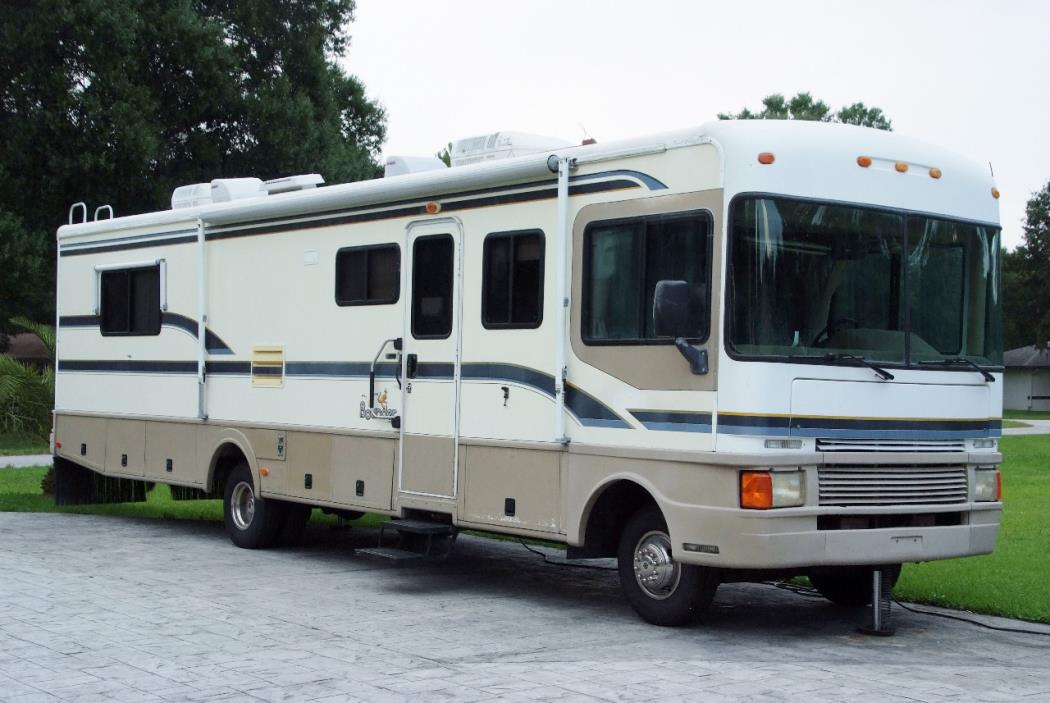 1997 Fleetwood BOUNDER 34 J