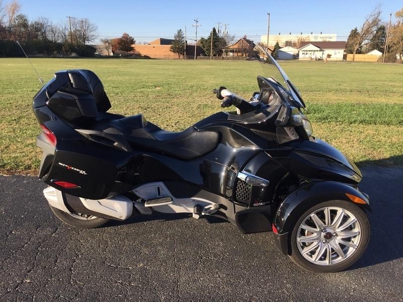 2014 Can-Am Spyder RT SE6