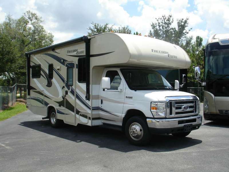 2015 Thor Motor Coach Freedom Elite 23H