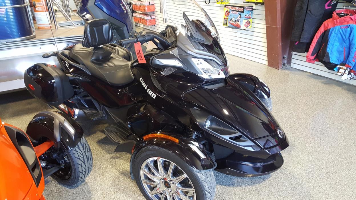 2013 Can-Am Spyder ST Limited