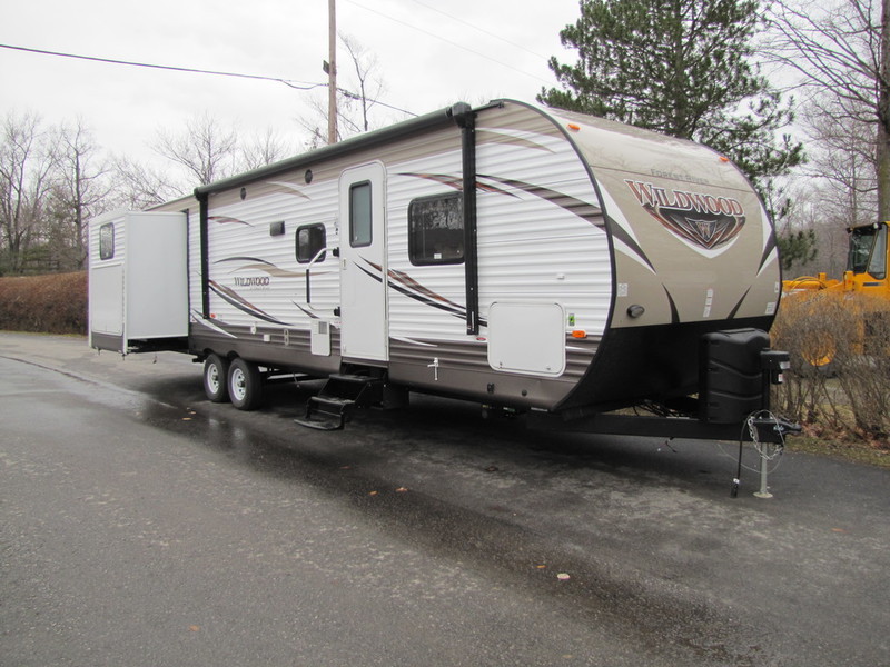 2017 Forest River Wildwood 31KQBTS