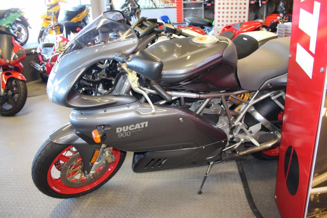 2002 Ducati 900 SuperSport