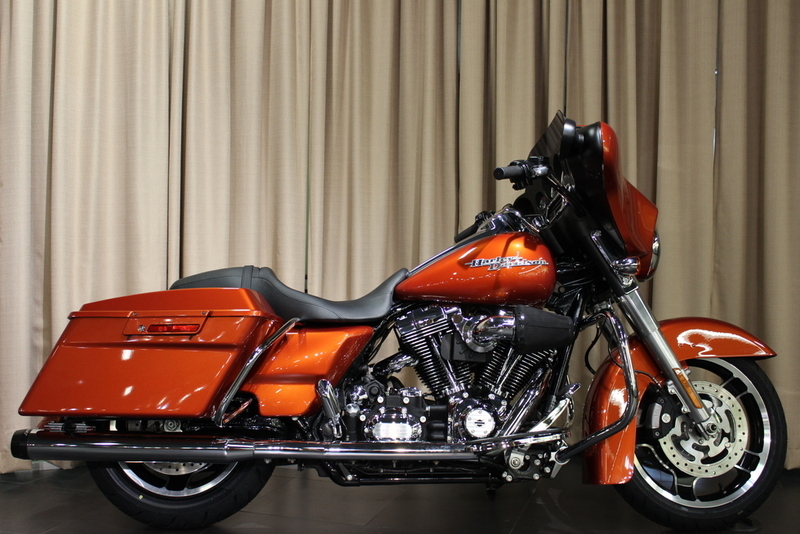 2011 Harley-Davidson FLHX - Street Glide