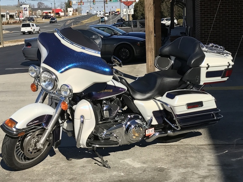 2010 Harley-Davidson FLHTCU - Ultra Classic Electra Glide