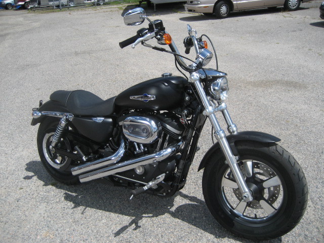 2014 Harley-Davidson Sportster Custom XL1200CP