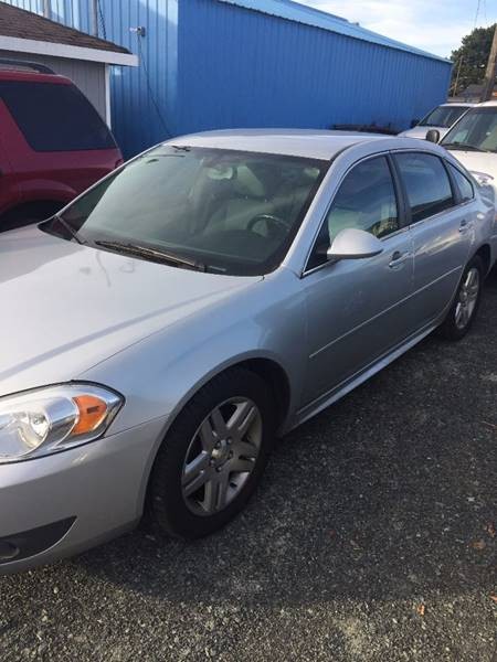 2010 Chevrolet Impala LT 4dr Sedan