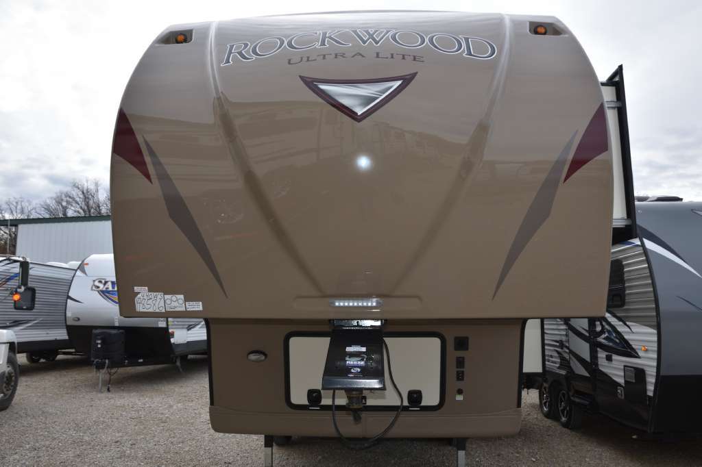 2017 Forest River 2440WS ROCKWOOD ULTRA LITE