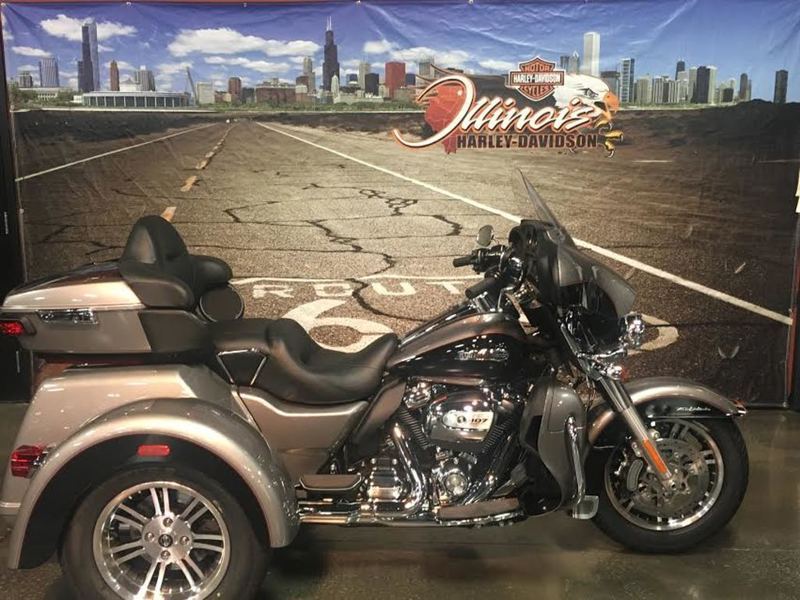 2017 Harley-Davidson Select Model