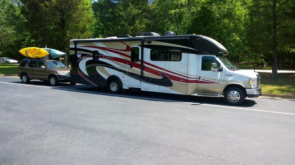 2011 Winnebago ASPECT 30C