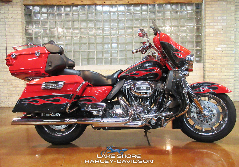 2010 Harley-Davidson CVO Electra Glide Ultra Classic FLHTCUSE