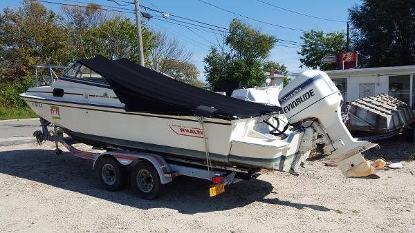 1989 Boston Whaler 22 REVENGE