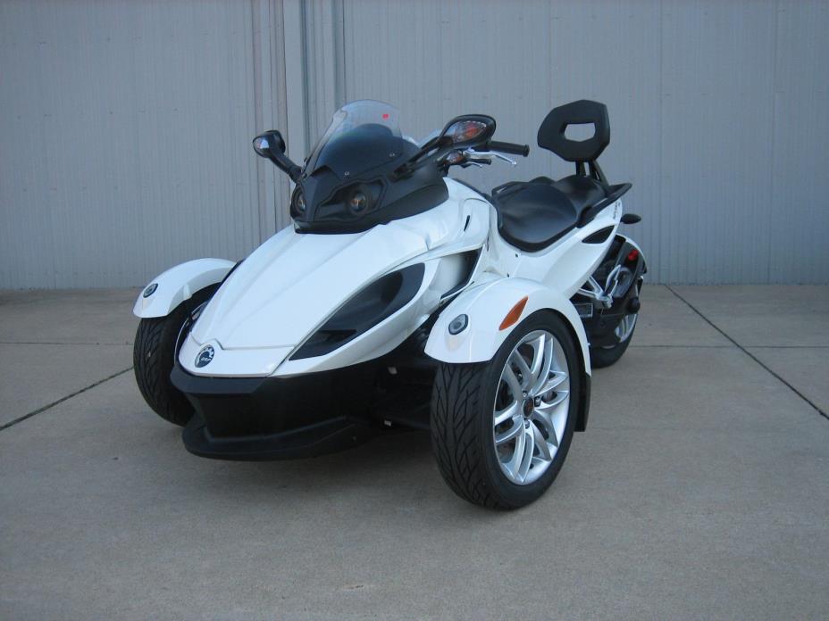 2014 Can-Am Spyder RS - SM5