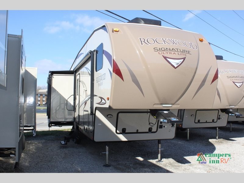 2017 Forest River Rv Rockwood Signature Ultra Lite 8295WS