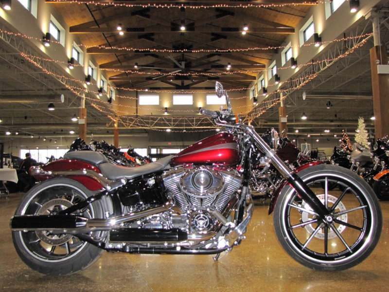 2015 Harley-Davidson SOFTAIL BREAKOUT FXSB