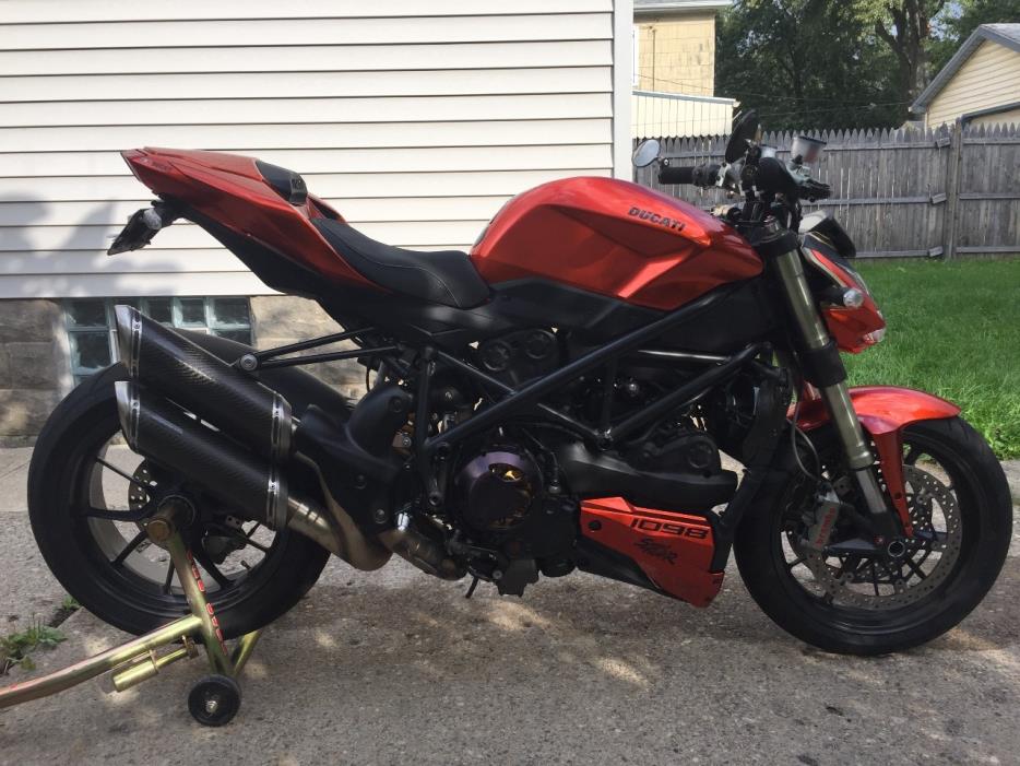 2010 Ducati STREETFIGHTER 1098