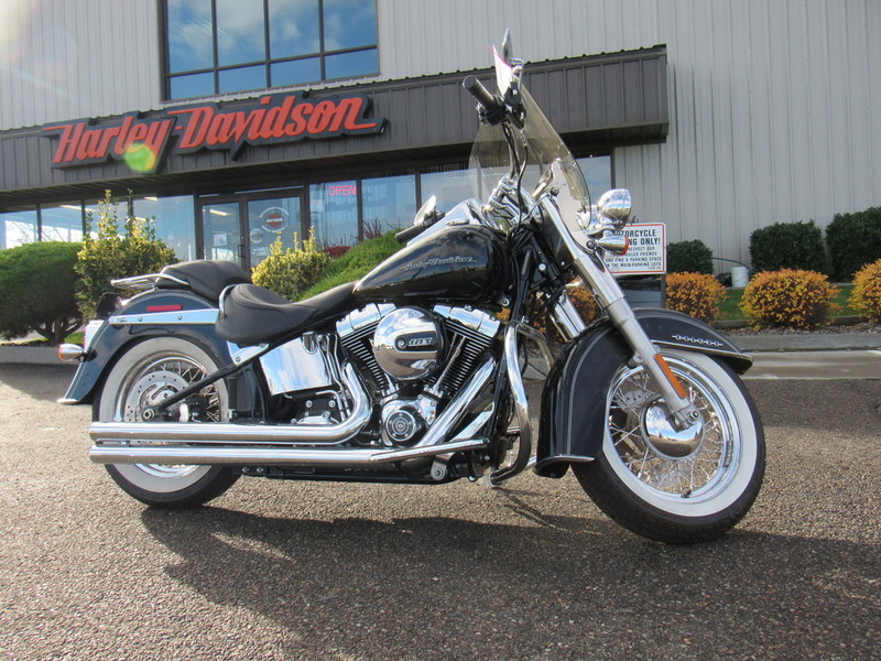 2016 Harley-Davidson FLSTN - Softail Deluxe